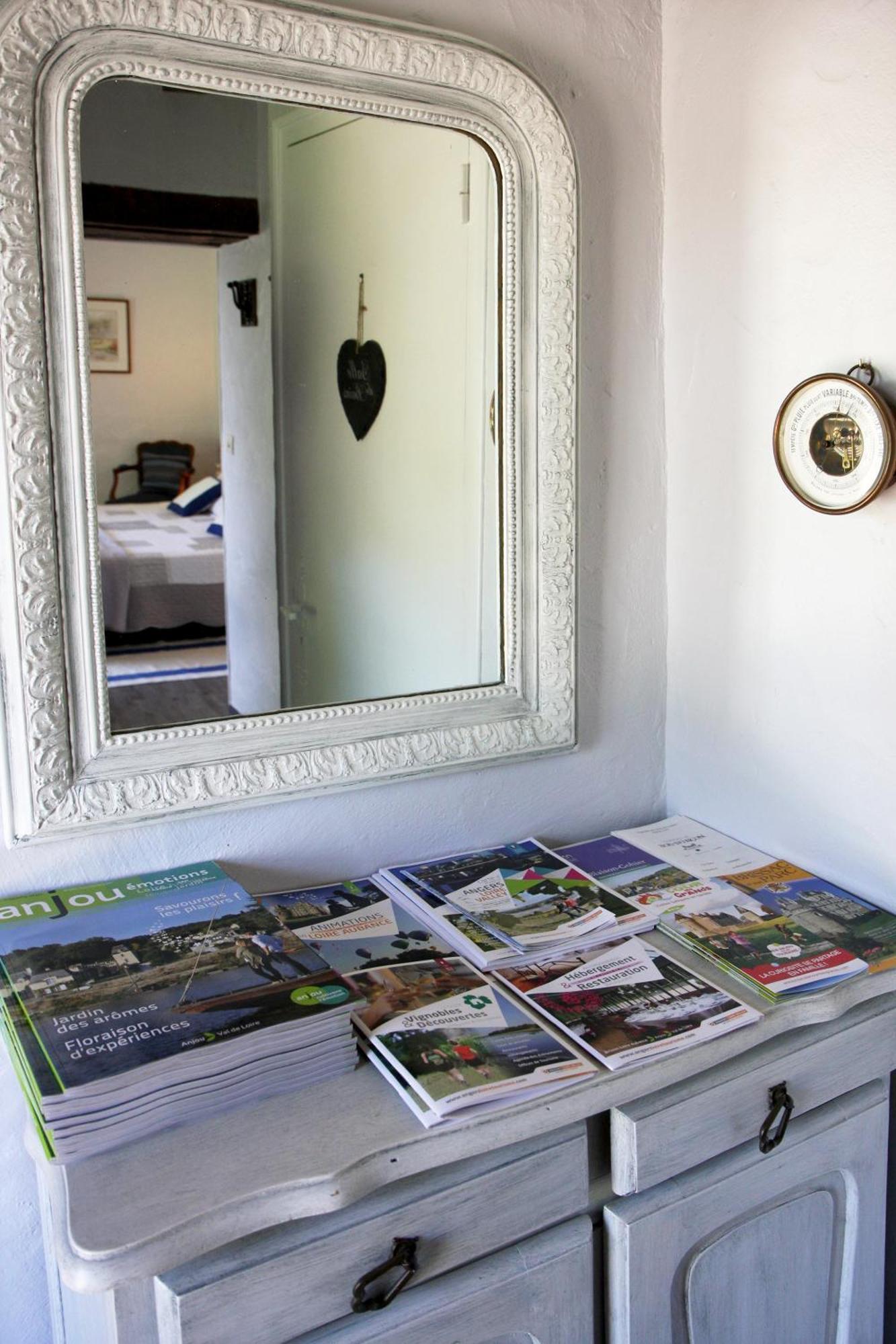 Bed and Breakfast La Butte De Gohier Blaison Exteriér fotografie